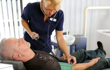 Institut Dentale Sedierung, Kurs Notfalltraining, Zahnarztteam, Fortbildung Zahnärzte, ZFA, Dr. Frank Mathers,