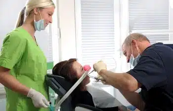 Institut Dentale Sedierung, Kurs Lachgas,Kurs Fortbildung Zahnärzte, Notfalltraining, Dr.Mathers,